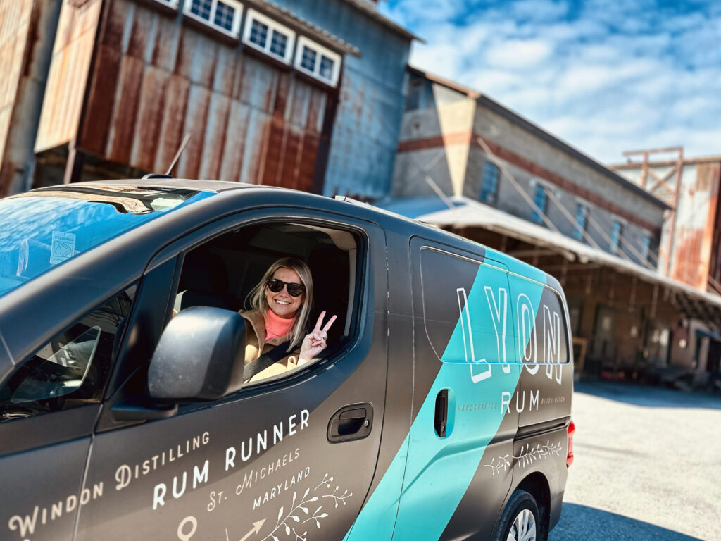 LYON RUM RUNNER VAN